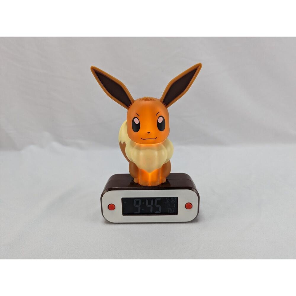 Madcow Entertainment Pokemon Eevee Light-Up‎ Alarm Clock Works great